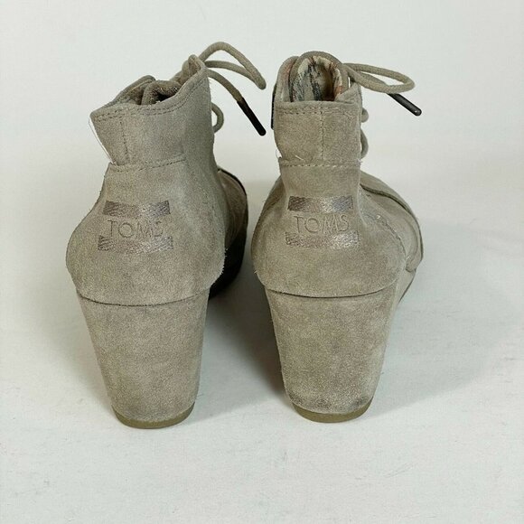 TOMS Womens Lace Up Desert Wedge Bootie Heels Taupe Sz 8 Suede Leather 300615 - Picture 4 of 8